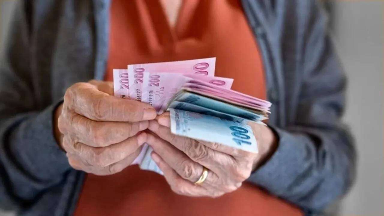 Milyonlarca emekliye yeni maaş sistemi: Düğmeye basıldı, fazla ödeme alacaklar! 7